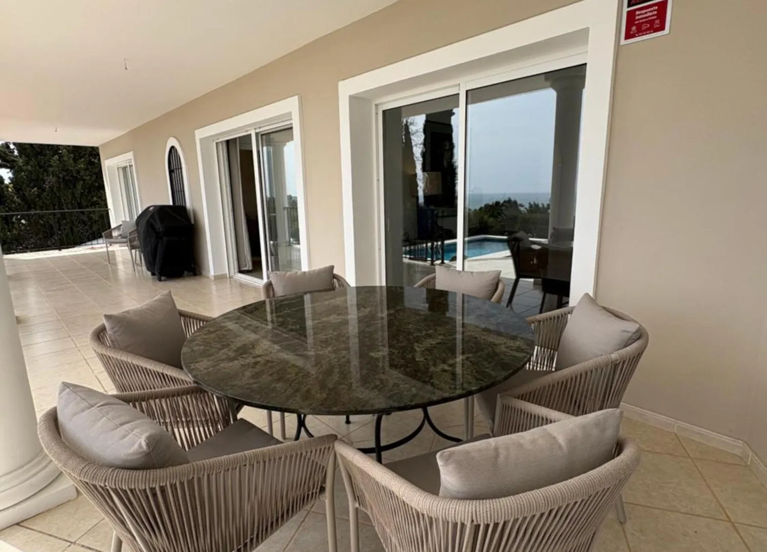 La Perla Villa Fuengirola 0*,